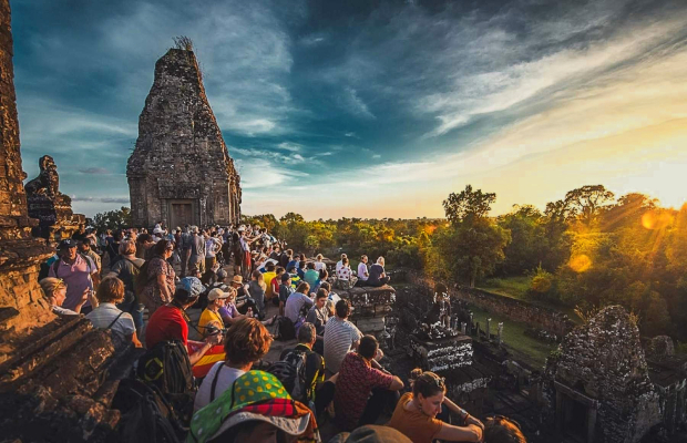 Private Angkor Wat Tour from Siem Reap with Pre Rup Sunset