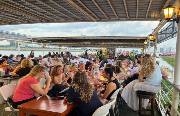 Phnom Penh Sunset River Cruise with BBQ and Hotel Transfer
