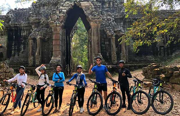 Angkor Cycling 4-Days Tour