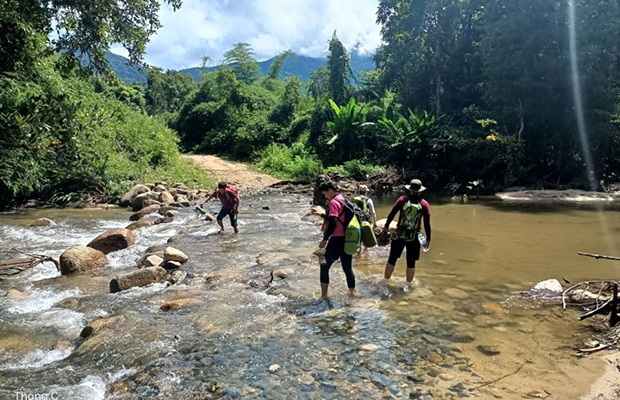 Aural Mountain Trek Cambodia Tallest Peak Challenge