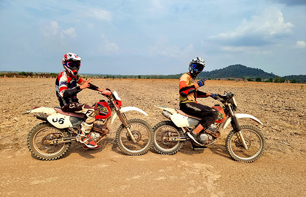 Cambodia Motorcycle 4-Days Tour Siem Reap Round Trip