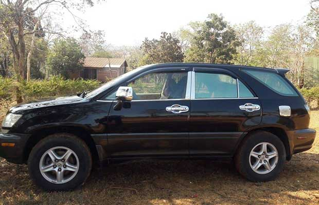 Luxury Ford Taxi in Cambodia