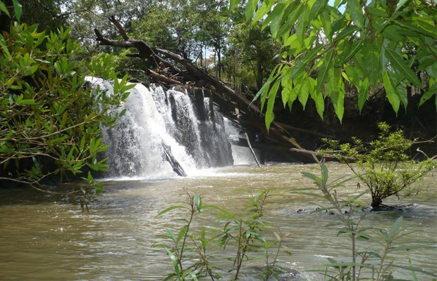 Chrey Yos Waterfall