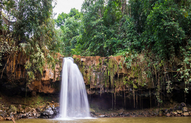 Chrey Yos Waterfall