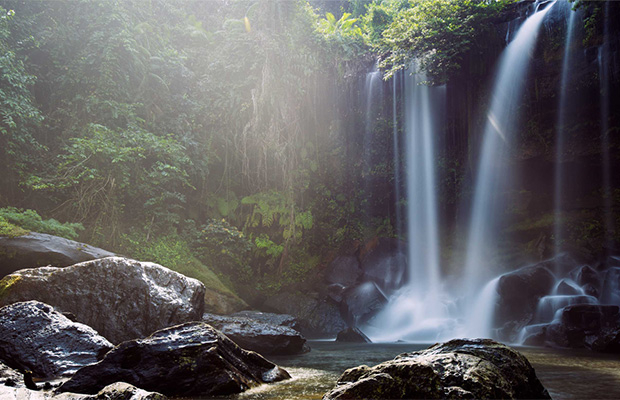 La Ang Khin Waterfall