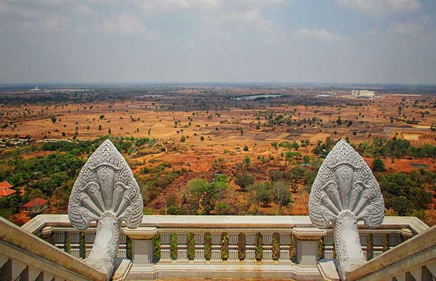 Phnom Penh Discover Oudong Mountain - Full Day