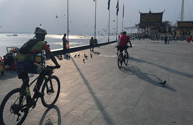 PHNOM PENH CYCLING TOUR