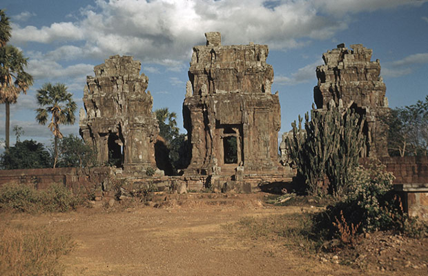 Phnom Krom - In stand View