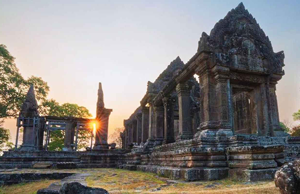 The Best Private Tour to Preah Vihear Temple