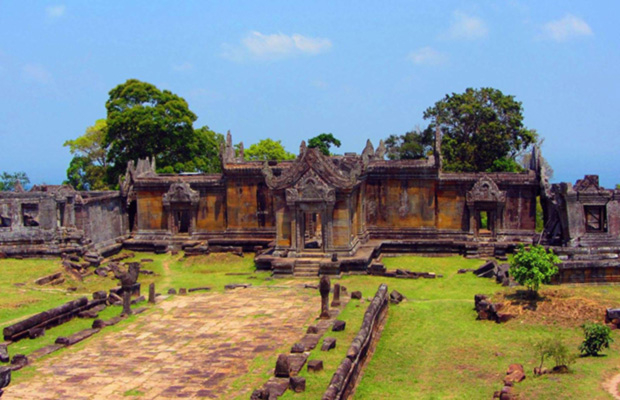 Day Tour of Preah Vihear Off the Beaten track