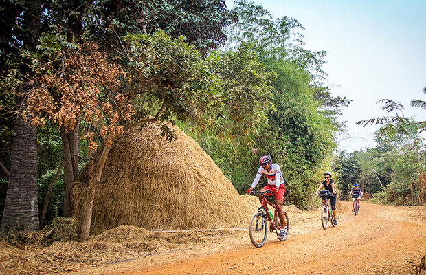 TONLE SAP BIKE RIDE