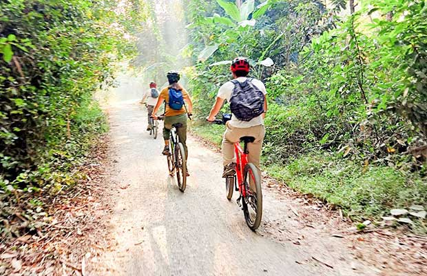 Battambang Cycling Tours