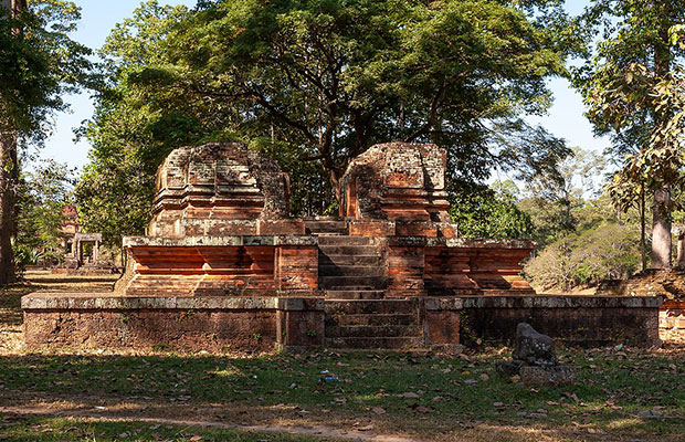 Thma Bay Kaek Temple 1