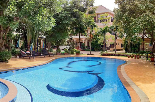 Angkor Oasis Condominium Swimming Pool 2