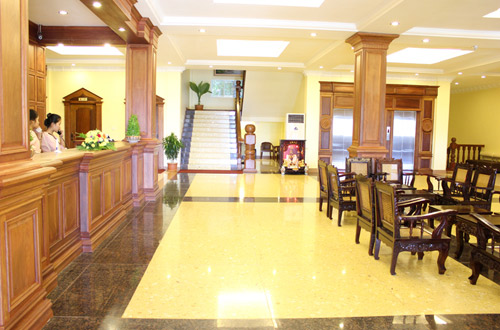 Golden Sea Hotel & Casino Lobby