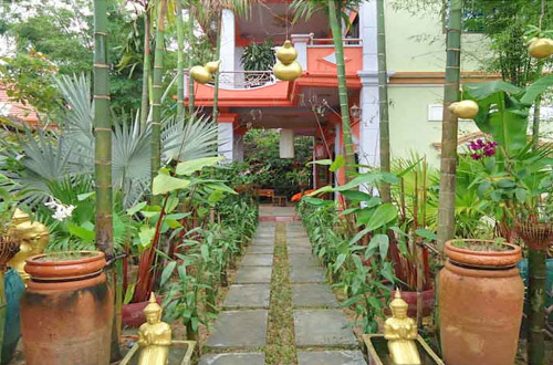 Jasmine Garden Villa Garden