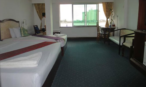 Khmeroyal Hotel - Deluxe Room