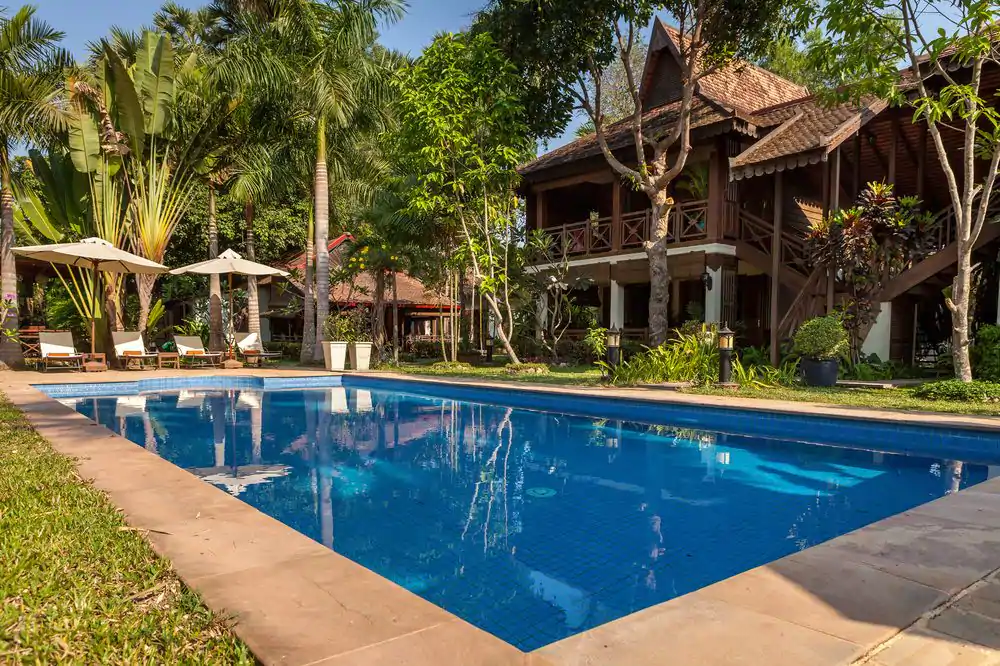 La Palmeraie d Angkor Swimming Pool