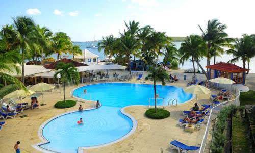Le Flamboyant Resort Swimming Pool