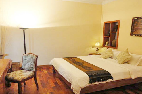 Lin Ratanak Angkor Hotel King Size Bed Room