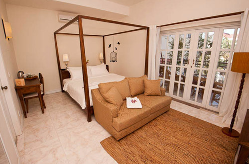 Monument Hotel Deluxe Room