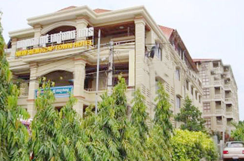 New Siem Reap Town Hotel Exterior