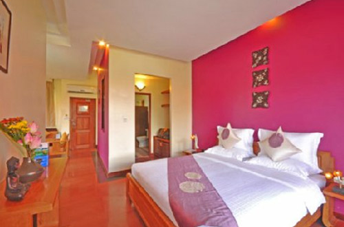 Suites And Sweet Resort Angkor Deluxe Suite Room