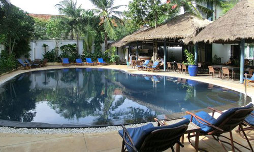 The Billabong Hotel - Swimming Pool View