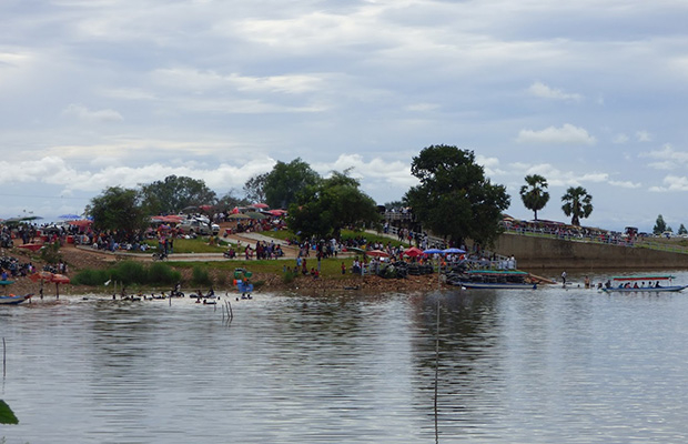 Wat Preah Sedai & Pursat River