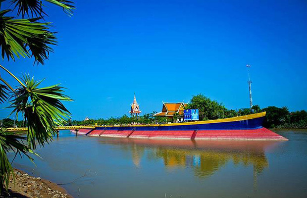 Wat Preah Sedai & Pursat River