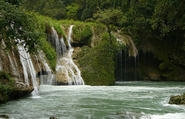 Waterfall of Cham Pey