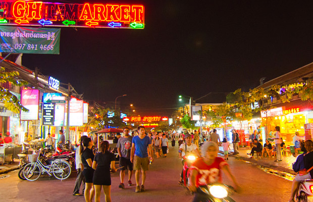 Angkor Night Market in Siem Reap