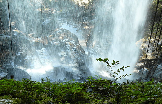 Cha Ong Waterfall 1