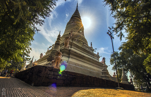 Wat Phnom, Phnom Penh 4