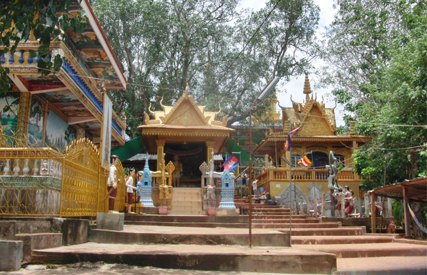 Wat Phnom Yat 4