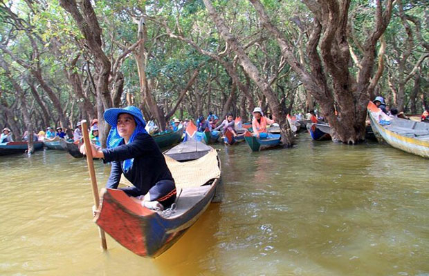 kompong Pluk Floating Village