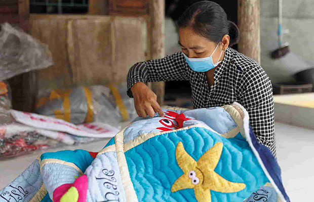 Mekong Quilts Handcraft